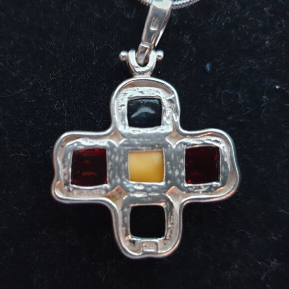 Vintage 1.5’’ Mosaic Baltic Amber Sterling Silver Cross Pendant Necklace - Picture 8 of 11